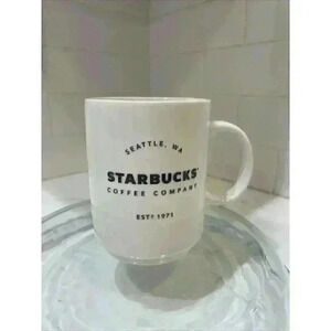 Starbucks 2018 Seattle, WA Washington EST 1971 Large 14oz Ceramic Coffee Tea Mug